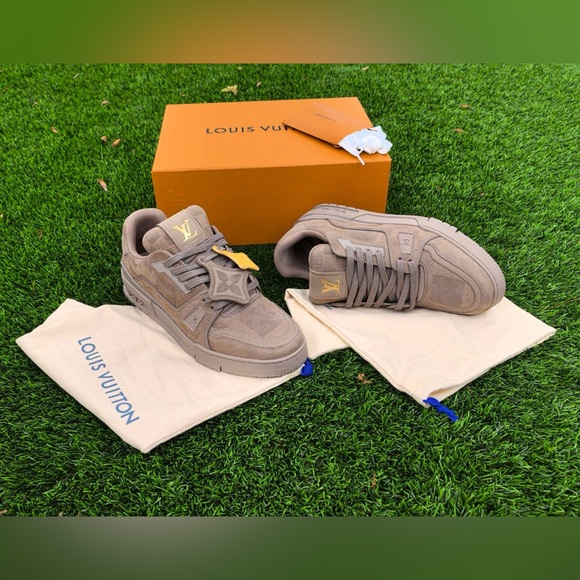 Louis Vuitton Trainer New Sneaker Size US10/ US10.5 Taupe-Brown - Picture 1 of 16